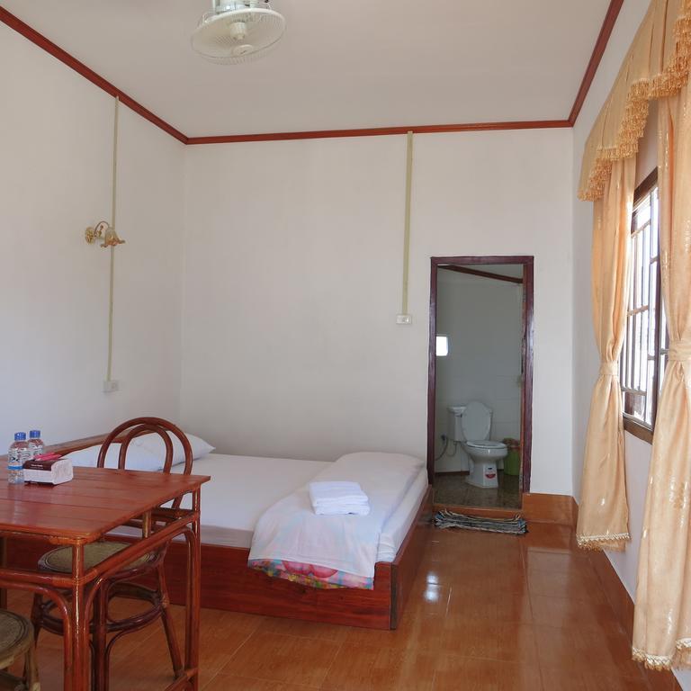 Kongkeo Guesthouse Muang Phônsavan Buitenkant foto